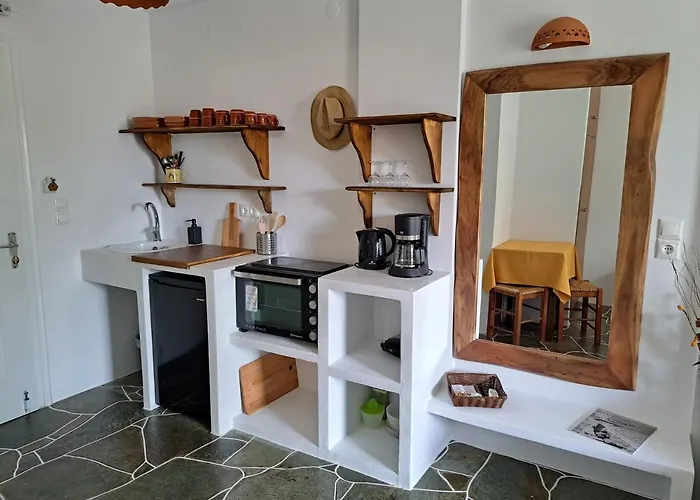 Апартаменты Madilides *