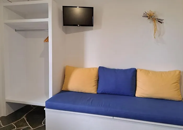 Апартаменты Madilides Platis Gialos (Sifnos)