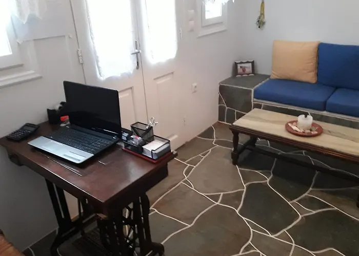 Madilides Platis Gialos (Sifnos)